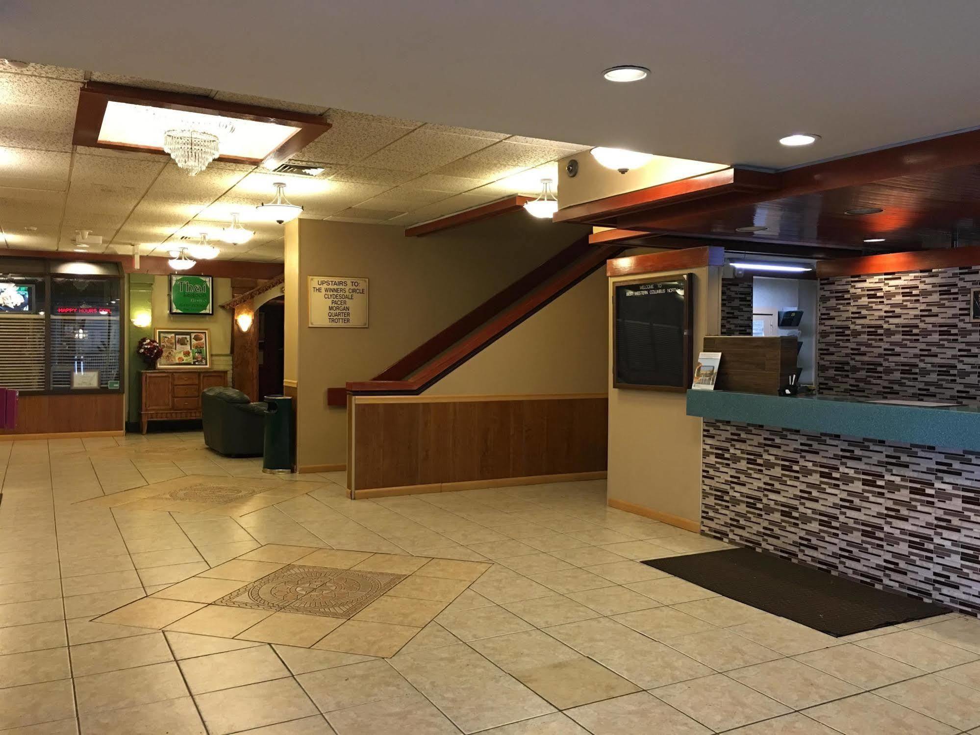 Отель Magnuson Grand Columbus North Экстерьер фото
